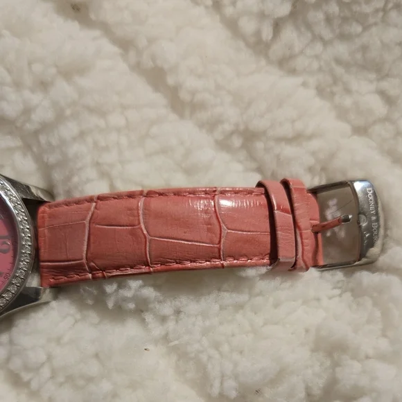 Dooney & Bourke Watch - Picture 5 of 6
